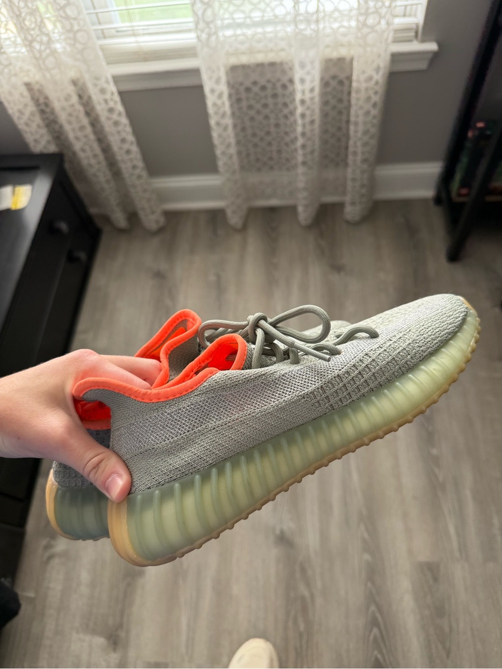 Yeezys Mens 8 - Picture 3 of 6